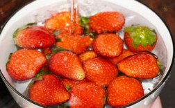 如何正确清洗草莓？（草莓清洗方法如下）