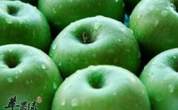 有种比苹果大,外表青色,味道和树的味道差不多,这种水果叫什么？哪些水果味道相似