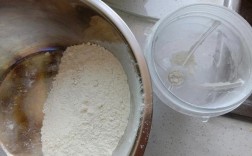 做蛋糕用的普通面粉可以加酵母粉吗？（用酵母粉做蛋糕的方法）