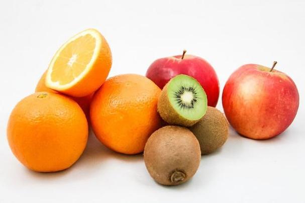 孕妇血糖高不能吃哪些食物及水果(孕妇血糖高不能吃哪些食物和水果)-图2
