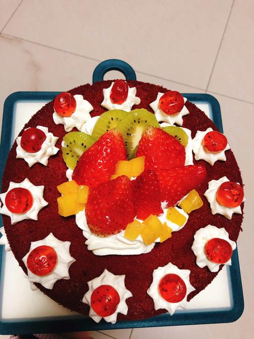 做生日蛋糕大红色怎么调色  水果调色？生日蛋糕水果有哪些材料-图2